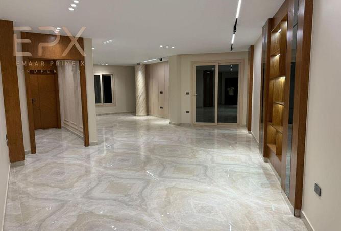 8216001 - Property Image 2