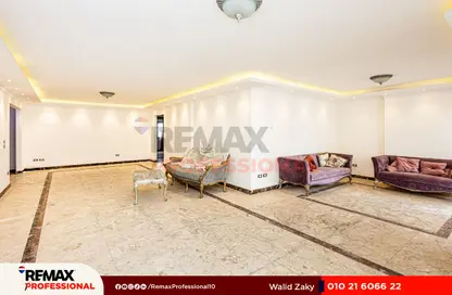 Apartment - 3 Bedrooms - 3 Bathrooms for sale in Mostafa Abou Heif St. - Saba Basha - Hay Sharq - Alexandria