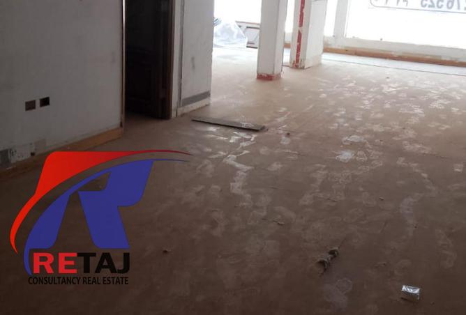 8220180 - Property Image 2