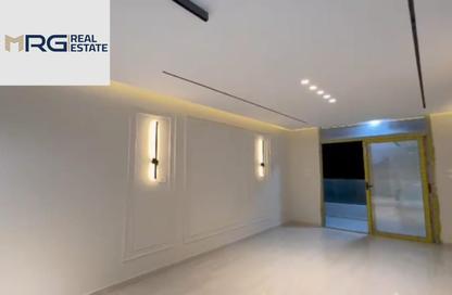 Apartment - 3 Bedrooms - 2 Bathrooms for sale in Landmark - Nasr City Compounds - Nasr City - Cairo Apartment - 3 Bedrooms - 2 Bathrooms for sale in Landmark - Nasr City Compounds - Nasr City - Cairo