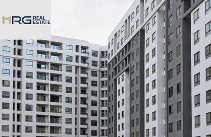 Apartment - 3 Bedrooms - 2 Bathrooms for sale in Katameya Gate - El Katameya Compounds - El Katameya - New Cairo City - Cairo Apartment - 3 Bedrooms - 2 Bathrooms for sale in Katameya Gate - El Katameya Compounds - El Katameya - New Cairo City - Cairo