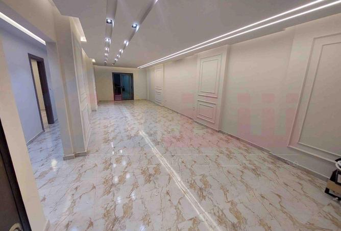 8220799 - Property Image 2