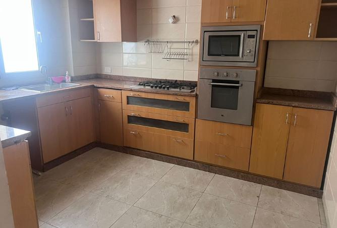 8221290 - Property Image 2