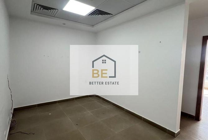 8221489 - Property Image 3