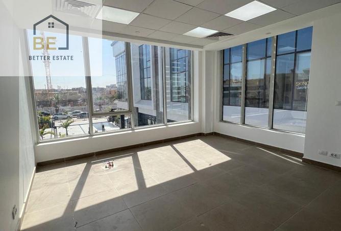 8221489 - Property Main Image