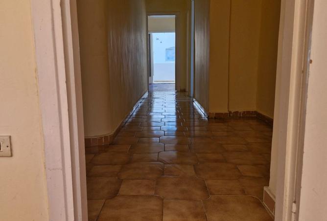 8222326 - Property Image 2