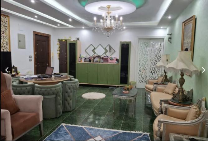 8223025 - Property Image 2