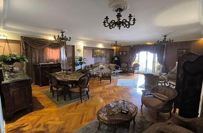 Apartment - 3 Bedrooms - 2 Bathrooms for sale in Mohamed Bahaa Al Din Al Ghouri St. - Smouha - Hay Sharq - Alexandria