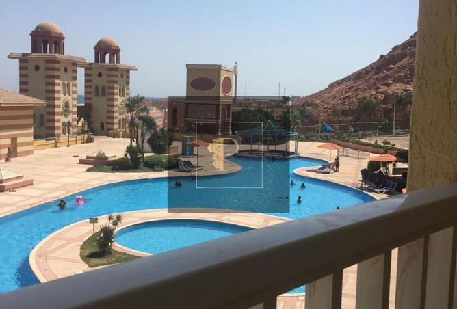 8224945 - Property Image 2