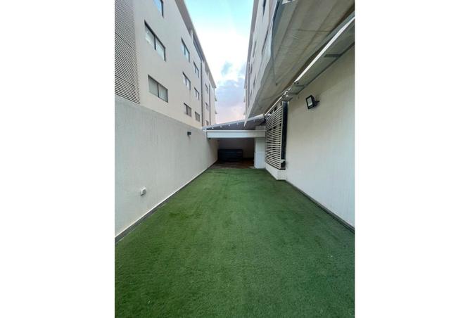 8226769 - Property Image 3