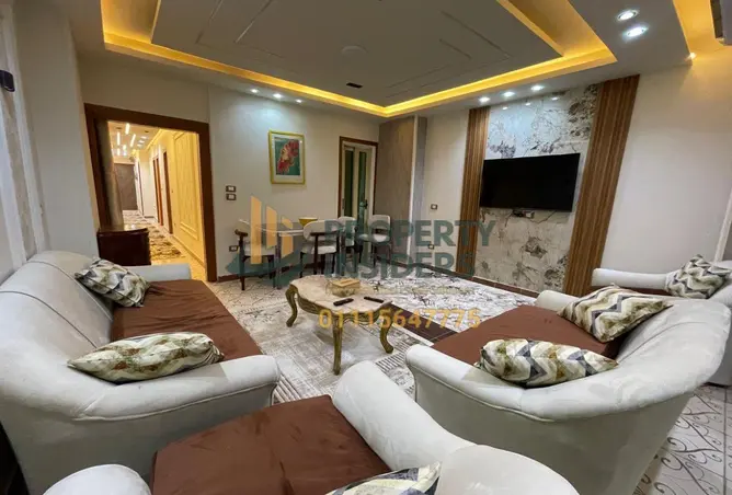 8226739 - Property Image 2