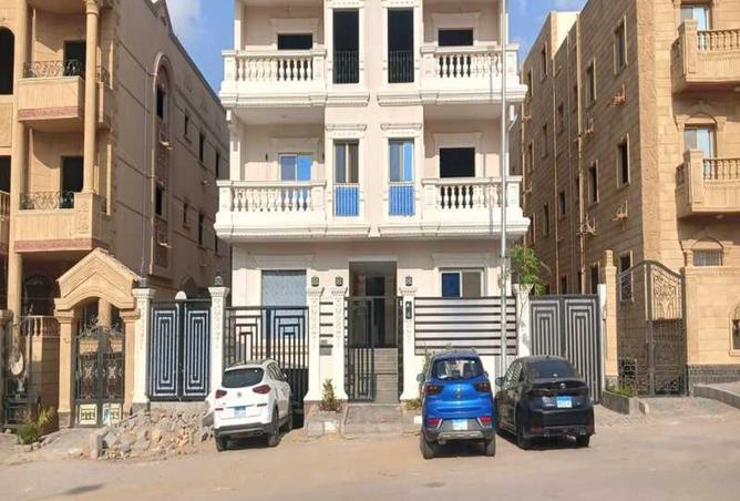 8228460 - Property Main Image