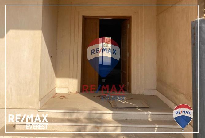 8233777 - Property Image 2