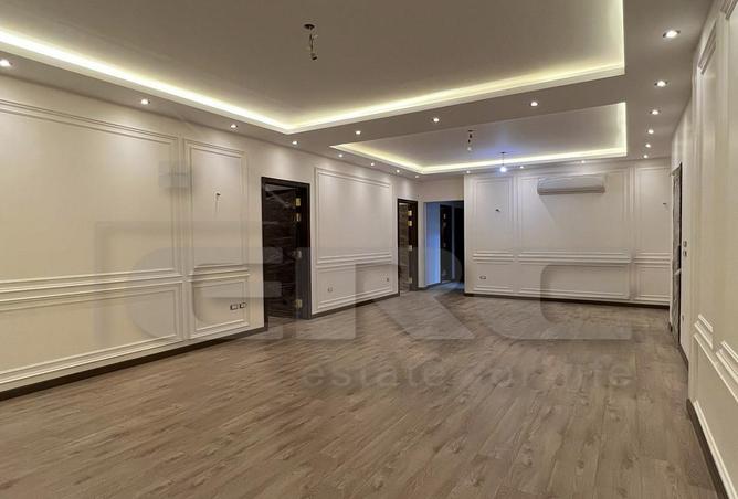 8235707 - Property Image 2