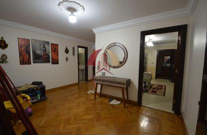 Apartment - 3 Bedrooms - 3 Bathrooms for rent in Gleim Square - Glim - Hay Sharq - Alexandria