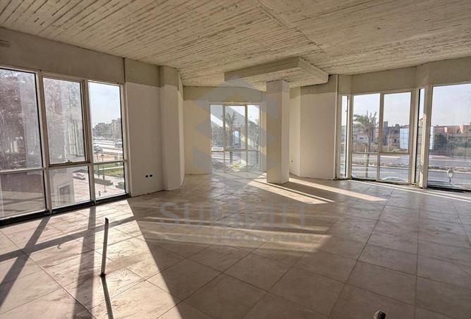 8233359 - الصورة الرئيسية للعقار