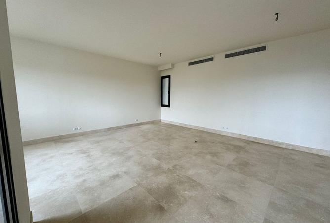 8233532 - Property Image 2