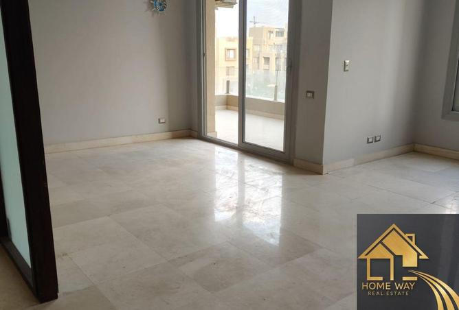 8233867 - صورة العقار 2