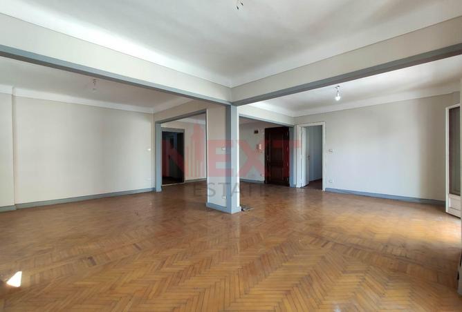 8233975 - Property Image 2