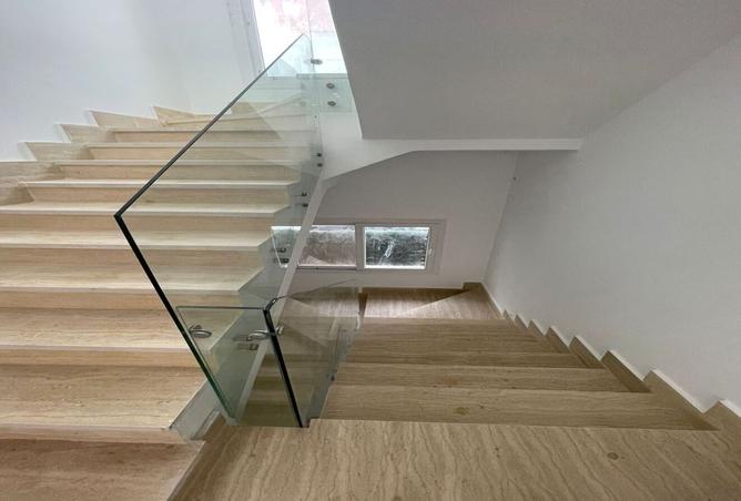 8252062 - Property Image 2