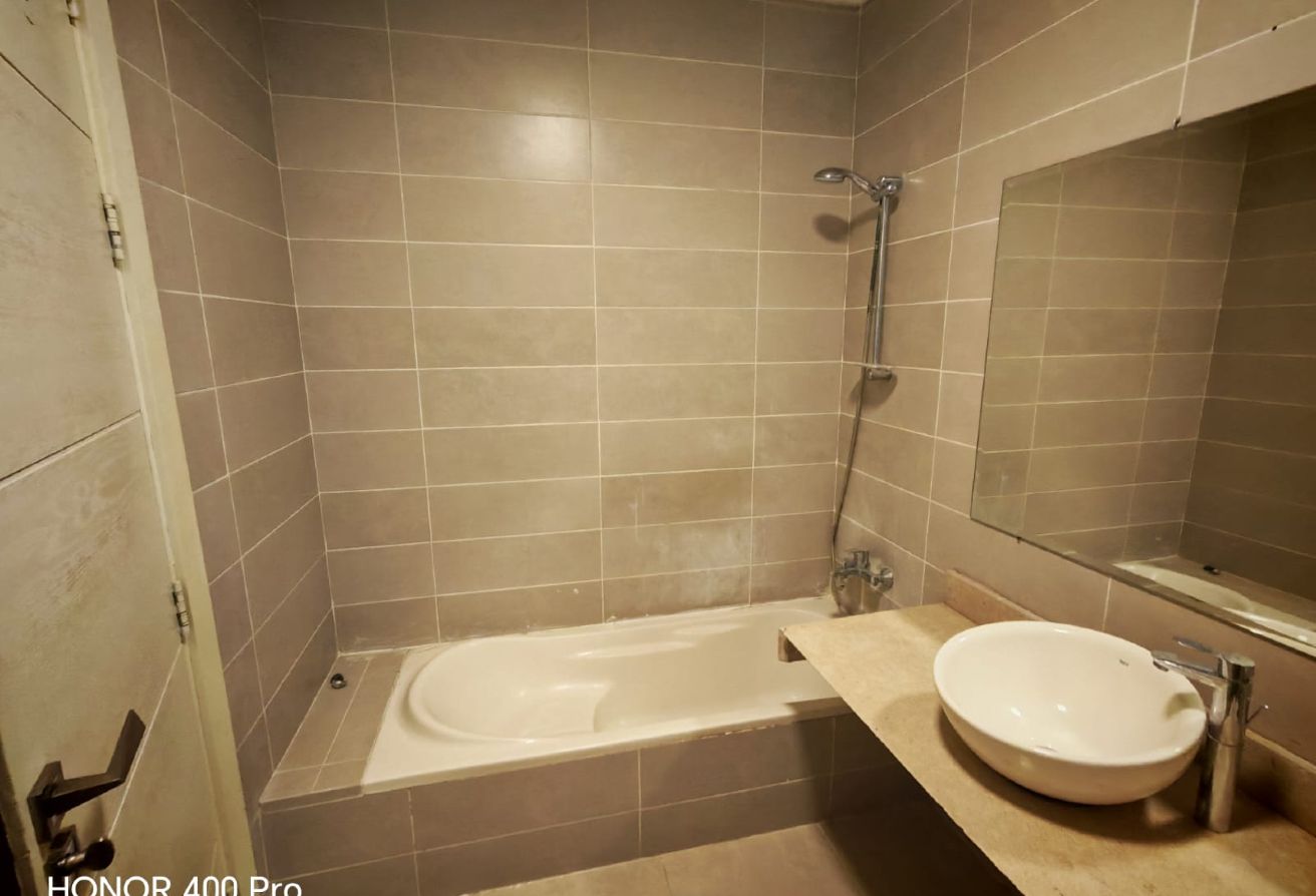 2BR Apartment In VillageGate Prime Located ForSale thumbnail