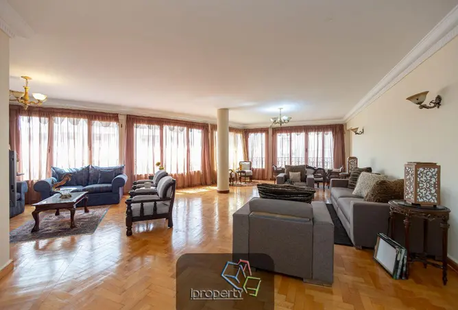8237946 - Property Image 2