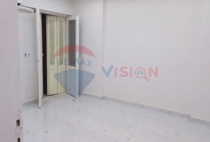 8237985 - Property Image 3