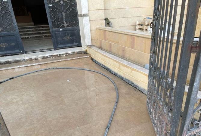 8239687 - Property Image 2