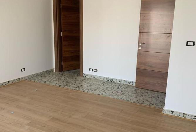 8239892 - صورة العقار 3