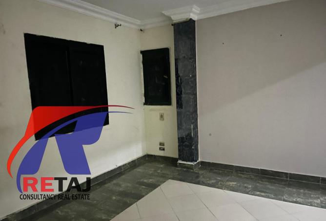 8240715 - Property Image 2