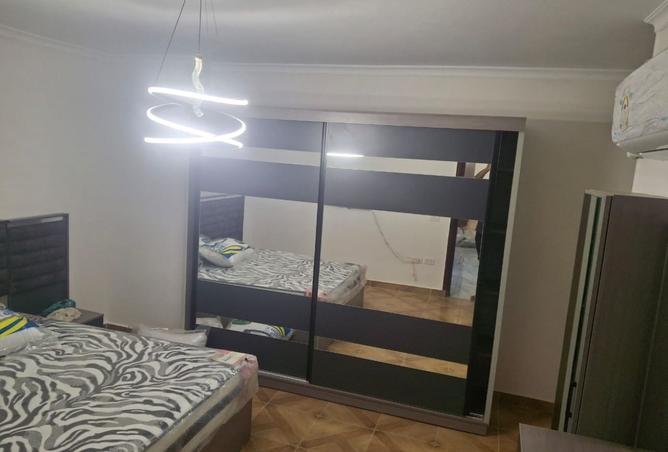 8242915 - Property Image 2