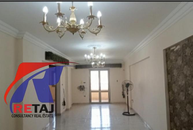 8242985 - Property Image 2