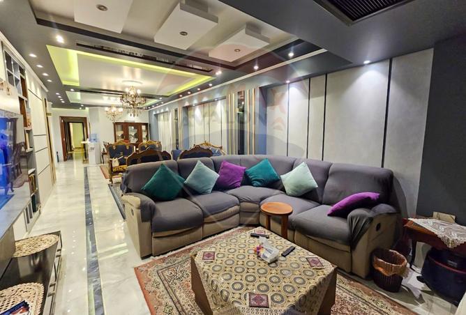 8243202 - Property Image 2