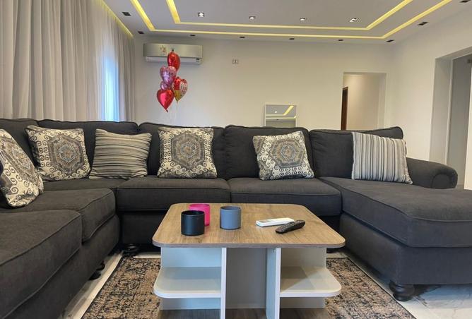 8244448 - Property Image 3