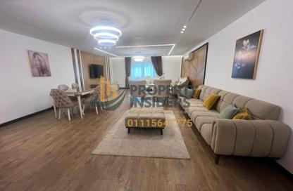 شقة - 3 - 3 للايجار في شارع شهاب - المهندسين - الجيزة شقة - 3 - 3 للايجار في شارع شهاب - المهندسين - الجيزة