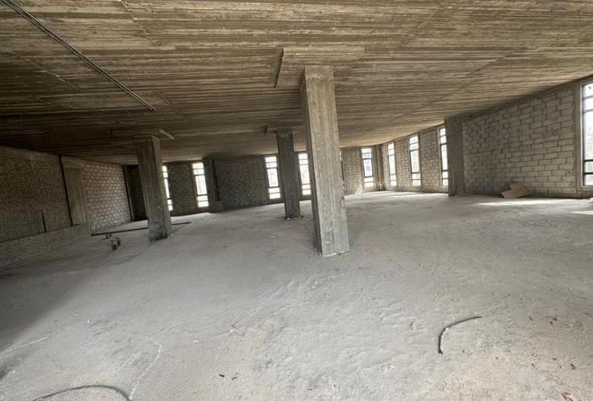 8245300 - Property Image 2