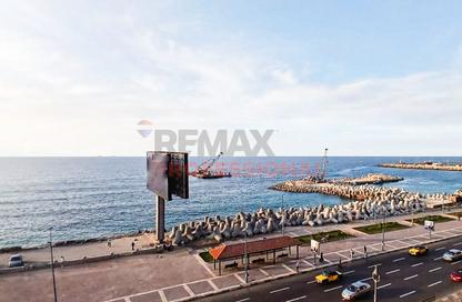 Apartment - 3 Bedrooms - 4 Bathrooms for rent in Al Geish Road - Laurent - Hay Sharq - Alexandria