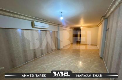Apartment - 3 Bedrooms - 2 Bathrooms for sale in Smouha - Hay Sharq - Alexandria