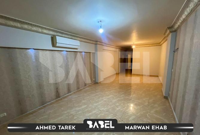 8246082 - Property Image 2