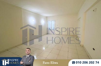 Apartment - 3 Bedrooms - 1 Bathroom for rent in Mustafa Kamel - Hay Sharq - Alexandria