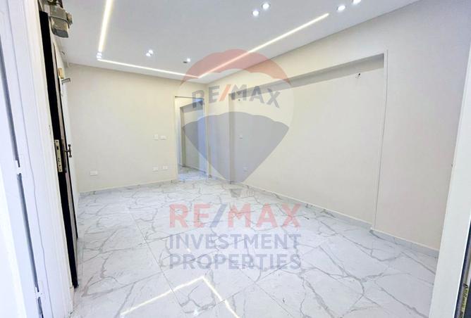 8247777 - الصورة الرئيسية للعقار