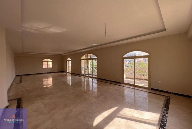 8249404 - Property Main Image