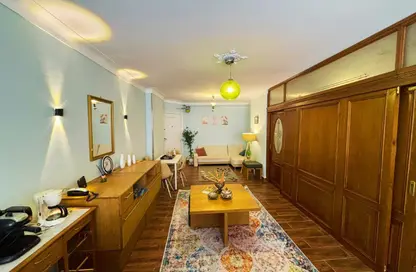 شقة - 2 غرف نوم - 1 حمام للايجار في كوبرى 14 مايو - سموحة - حي شرق - الاسكندرية