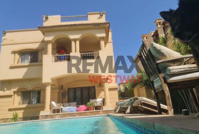 8254438 - Property Image 3