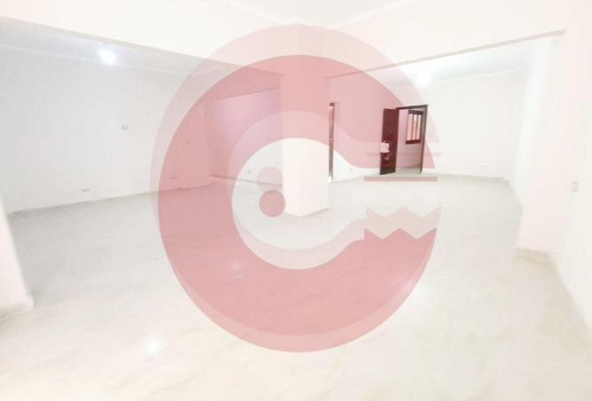 8253170 - Property Image 3