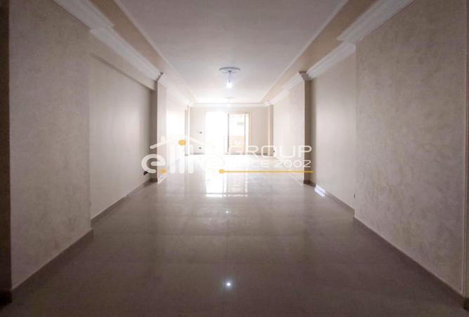 8253498 - Property Image 3