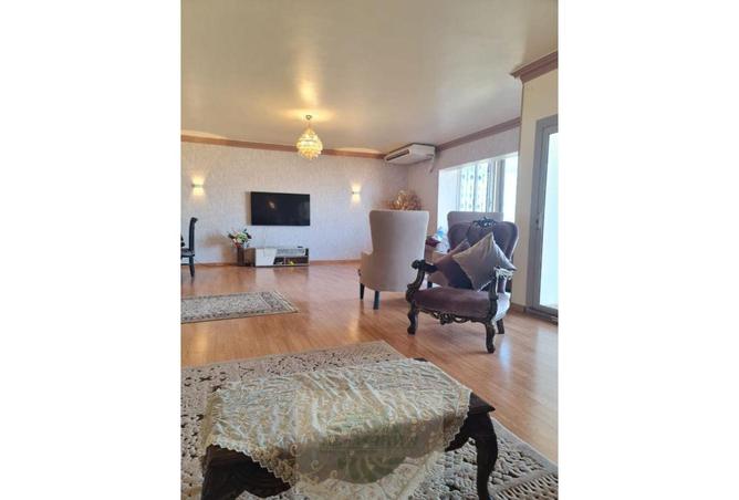 8256960 - صورة العقار 3