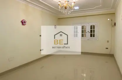Office Space - 3 Bedrooms - 1 Bathroom for rent in Street 4 - District 4 - The 5th Settlement - New Cairo City - Cairo