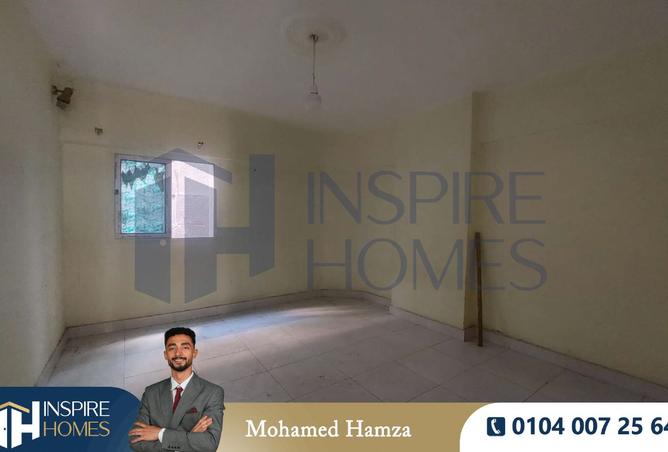 8260849 - Property Image 3