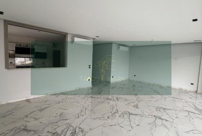 8316205 - Property Image 3